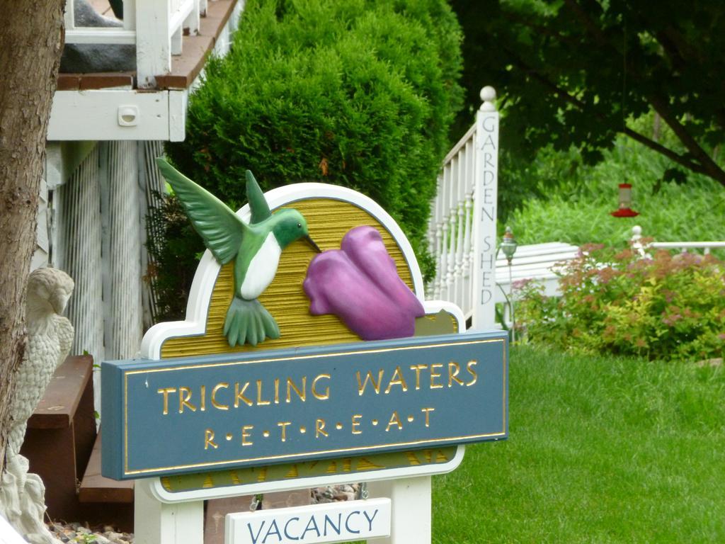 Trickling Waters Retreat Villa Marquette Екстериор снимка