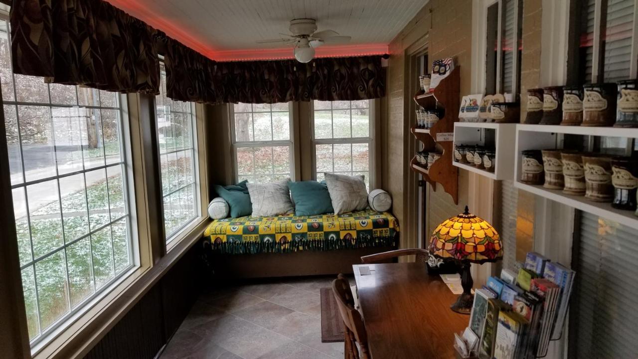 Trickling Waters Retreat Villa Marquette Екстериор снимка